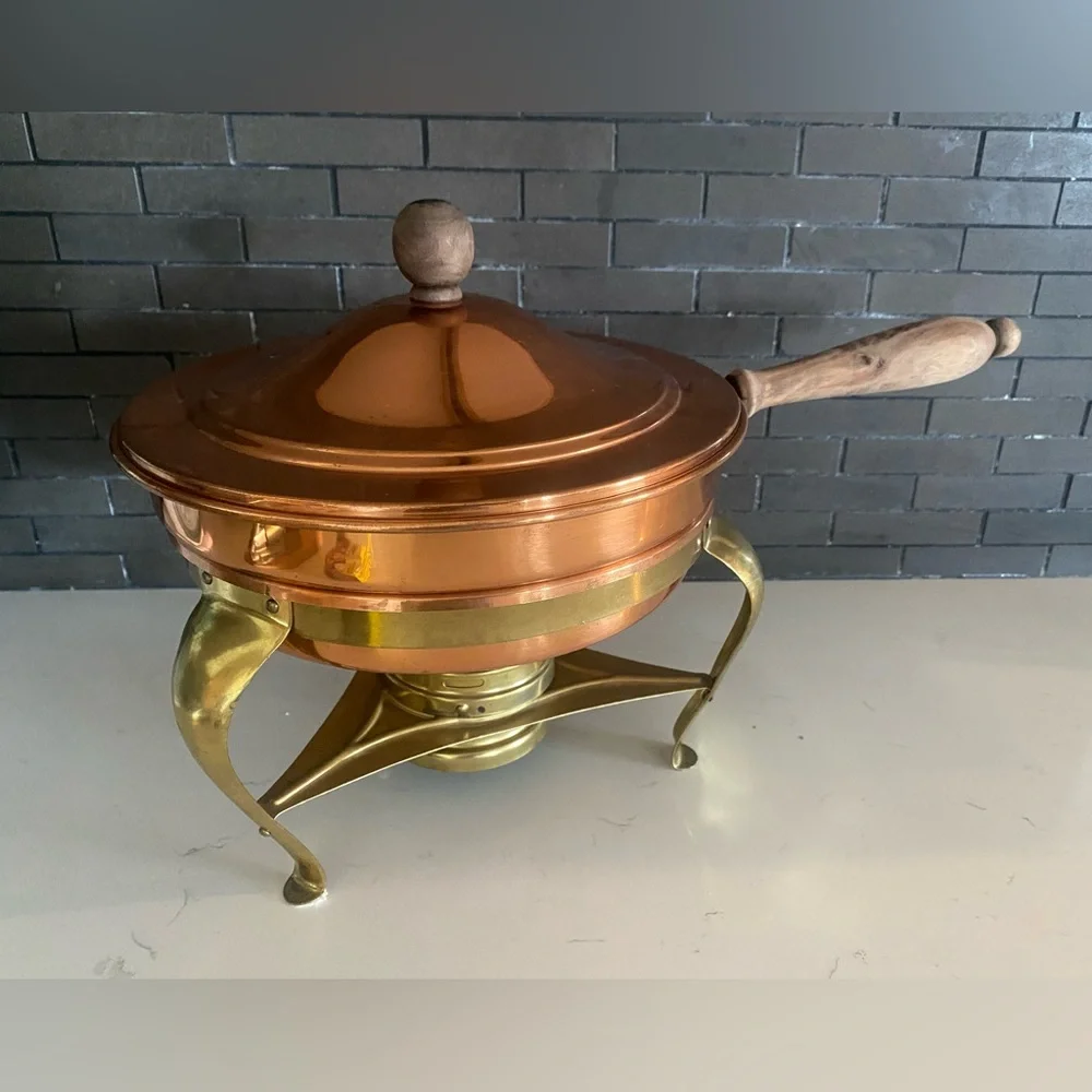 Copper and Brass Chafing Dish with Wooden Handle Made in Italy 9” Pan